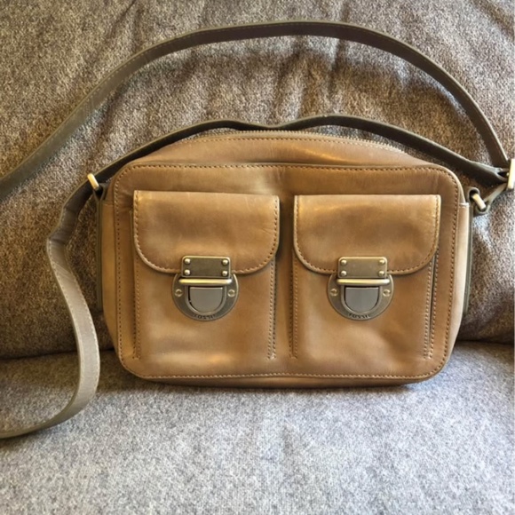 Fossil Purse with Adjustable Strap - Picture 1 of 8